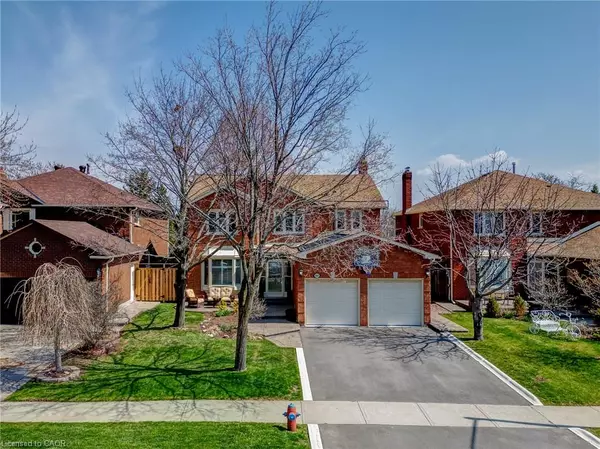 Oakville, ON L6H 5A2,2015 Grosvenor Street