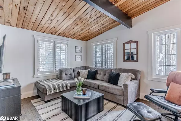 Innisfil, ON L9S 2L4,3795 Fairway Road