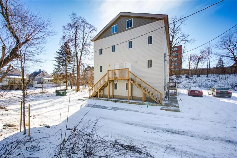 5 Front Street, London, ON N6C 1K4