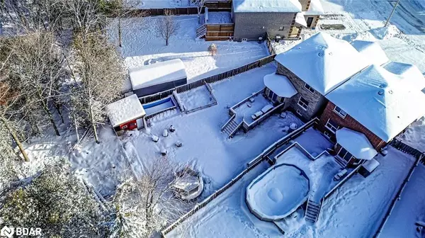 Innisfil, ON L9S 4V1,2320 Warrington Way