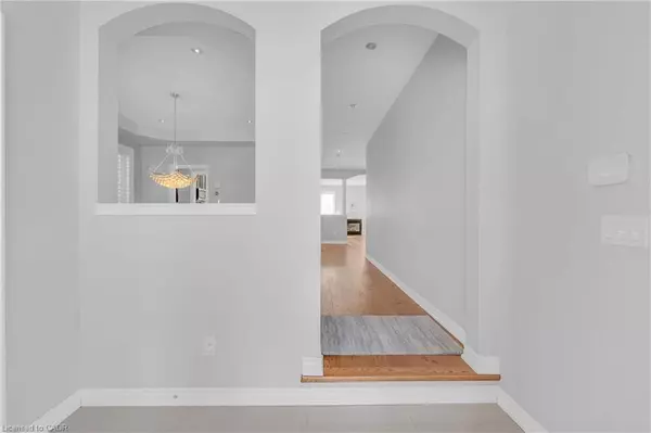 Hamilton, ON L9K 0H2,22 Woodhouse Street