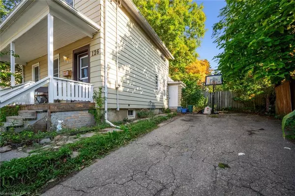 Kitchener, ON N2H 3V6,126 Waterloo Street