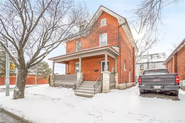 353 Dalhousie Street, Brantford, ON N3S 3V9