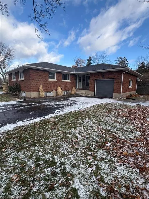 312 Grantham Avenue, St. Catharines, ON L2M 5A6