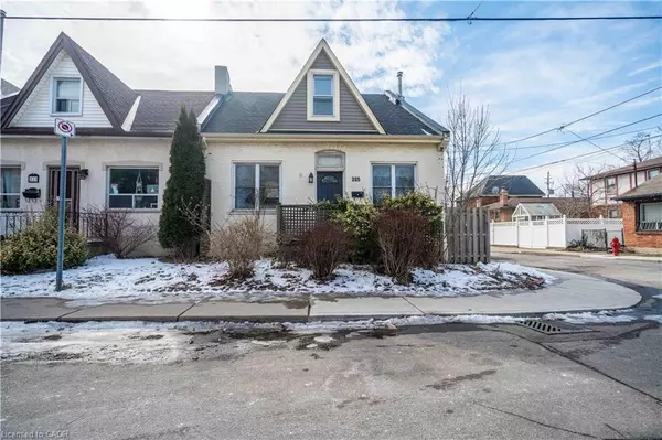Hamilton, ON L8R 1S9,225 Napier Street #1