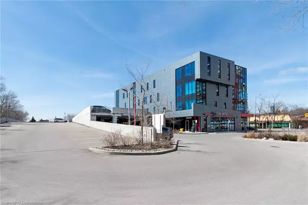 Mississauga, ON L5B 1J2,250 Dundas Street W #308