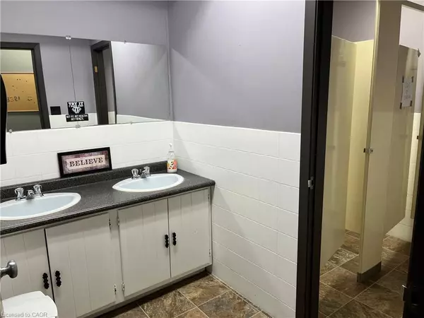 Dunnville, ON N1A 3G5,205 Forest Street E #2nd Floor