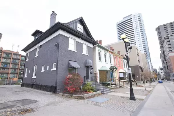 Hamilton, ON L8P 1C9,78 George Street #1