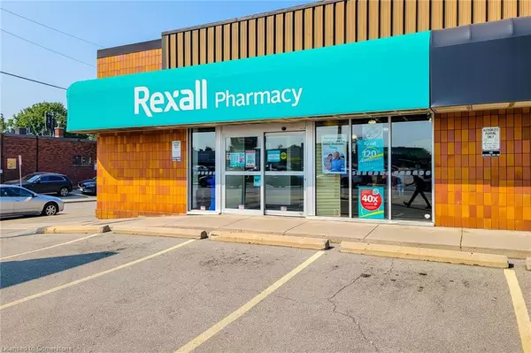 Hamilton, ON L9C 2Z9,730 Upper James Street #4