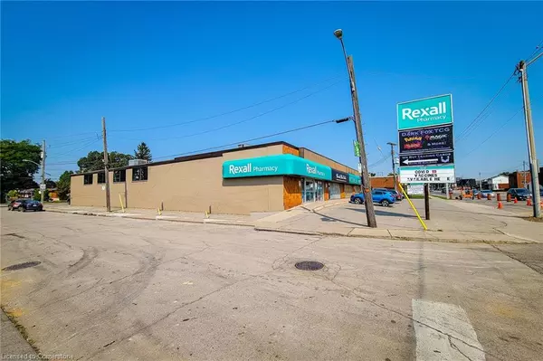 Hamilton, ON L9C 2Z9,730 Upper James Street #4