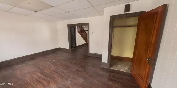 Altoona, PA 16601,1222 19th Avenue, Altoona, PA 16601