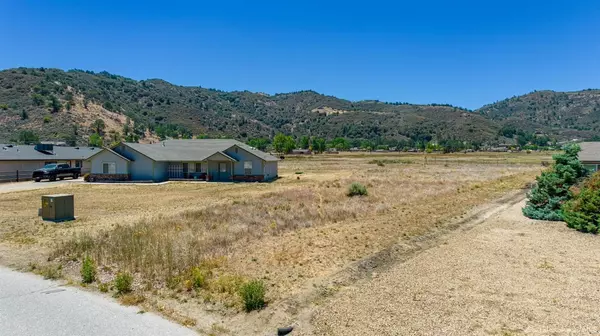 29560 Ryder Cup Lane, Tehachapi, CA 93561