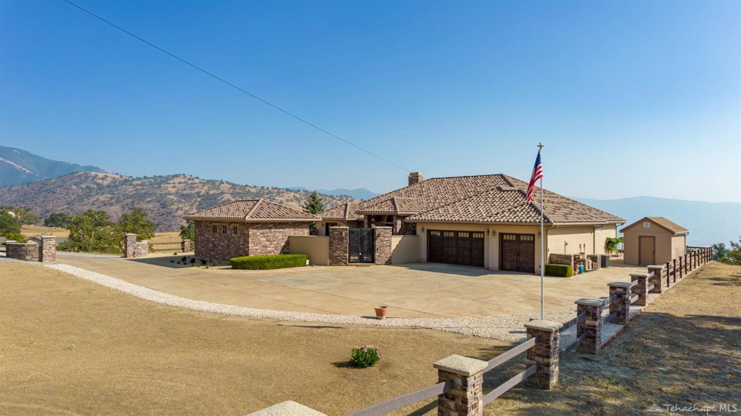 30200 Percheron Place, Tehachapi, CA 93561