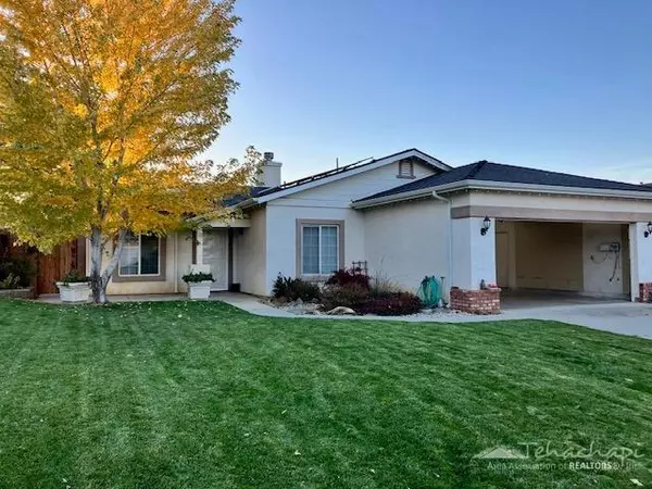 933 Clearview Street, Tehachapi, CA 93561