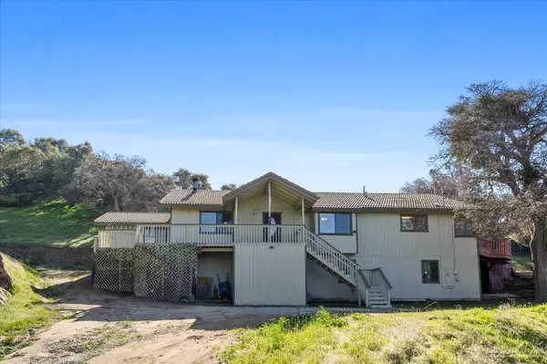 19225 Jacks Hill Road, Tehachapi, CA 93561