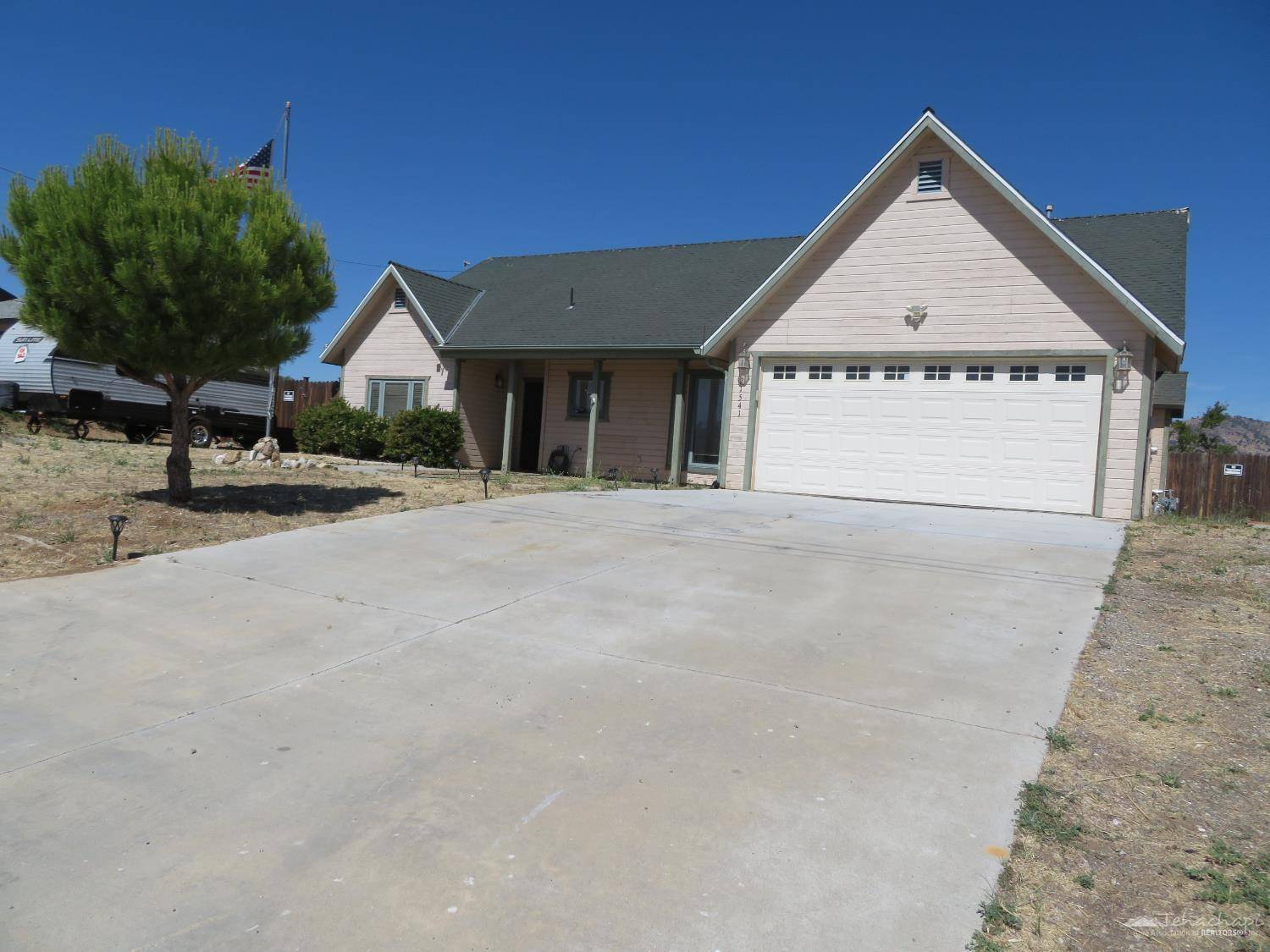 21541 Westwood Boulevard, Tehachapi, CA 93561