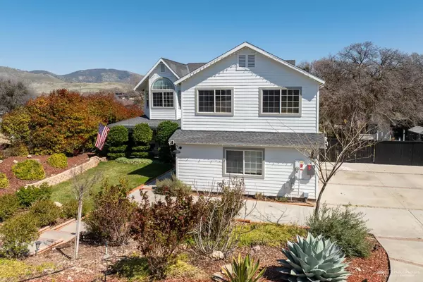Tehachapi, CA 93561,22830 Lake Drive