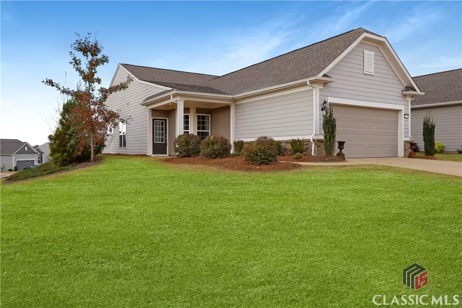 1041 Chickasaw Chief PL, Greensboro, GA 30642