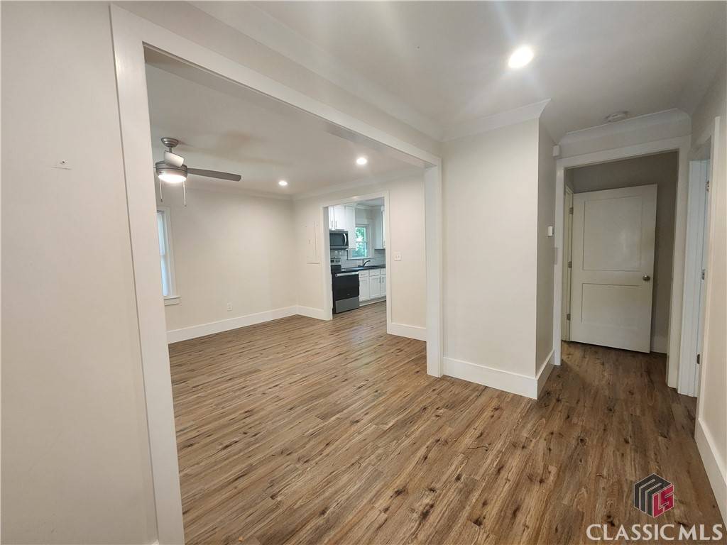 Athens, GA 30605,490 OFarrell ST