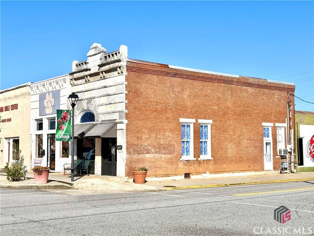 Lavonia, GA 30553,1174 E Main ST