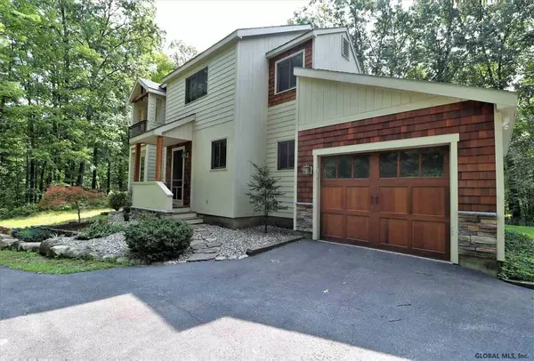 Saratoga Springs, NY 12866,9 SANDSPRING Drive