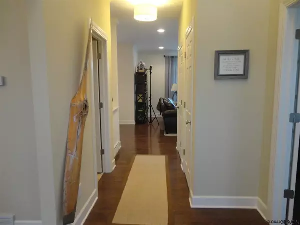 Ballston, NY 12019,964 BENEDICT Road