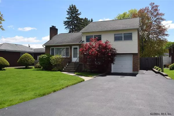 35 SWARTSON Court, Albany, NY 12209