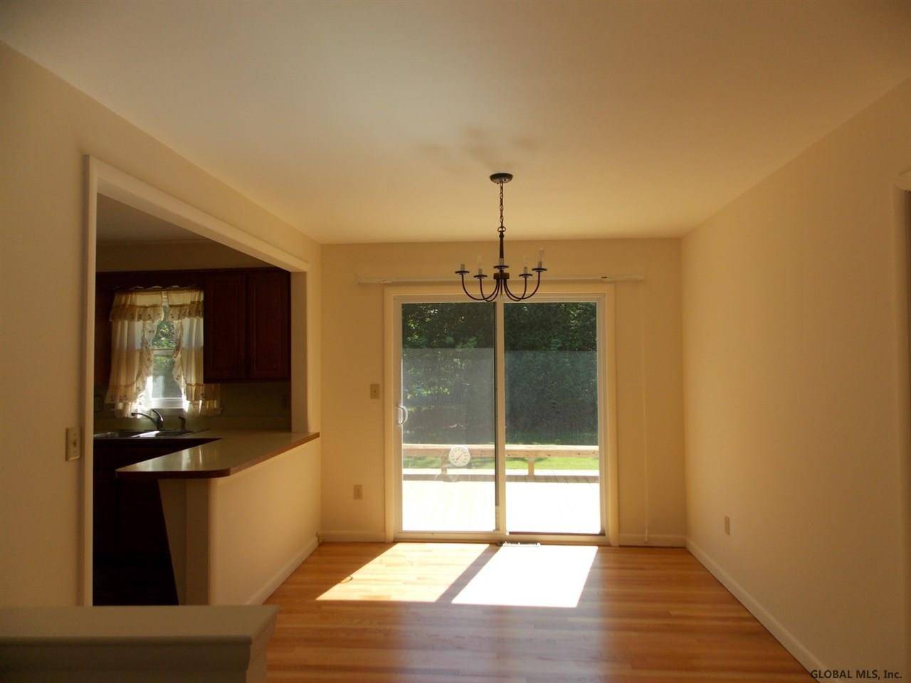 Glenville, NY 12302,3 MAYWOOD Drive
