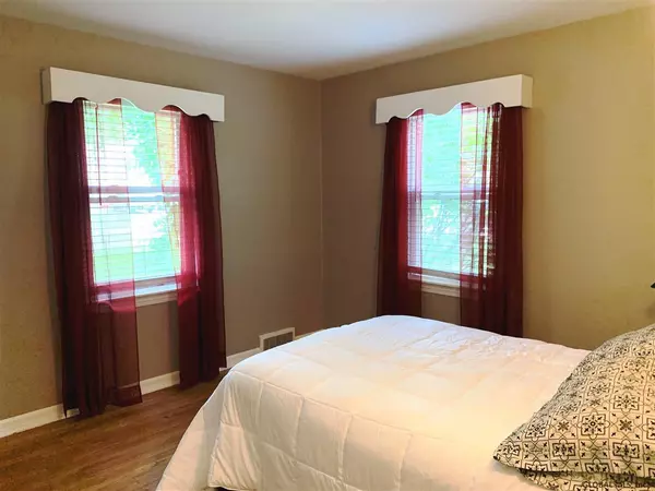 Ballston, NY 12019,31 BUELL Avenue