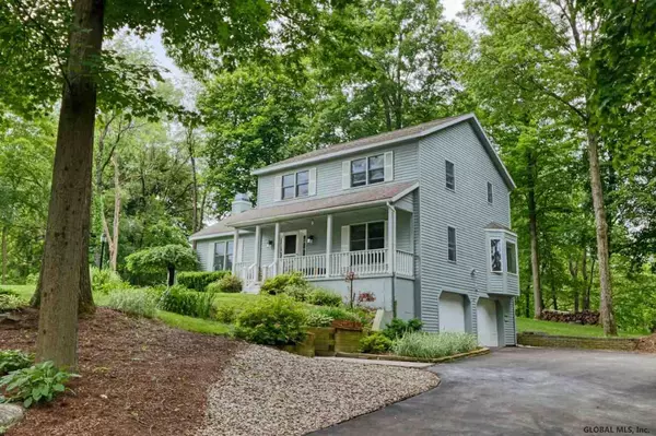 2 PALMER Avenue, Ballston, NY 12019