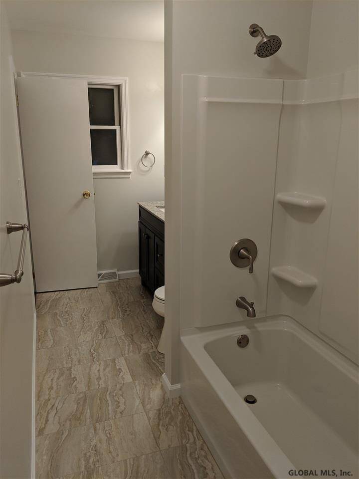 Milton, NY 12020,9 MARGARET Drive