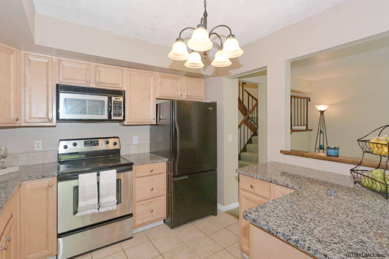 Clifton Park, NY 12065,101 WESTCHESTER Drive