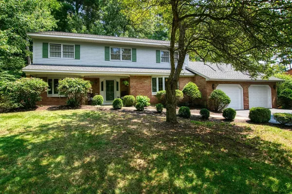 7 EAGLE, Clifton Park, NY 12019