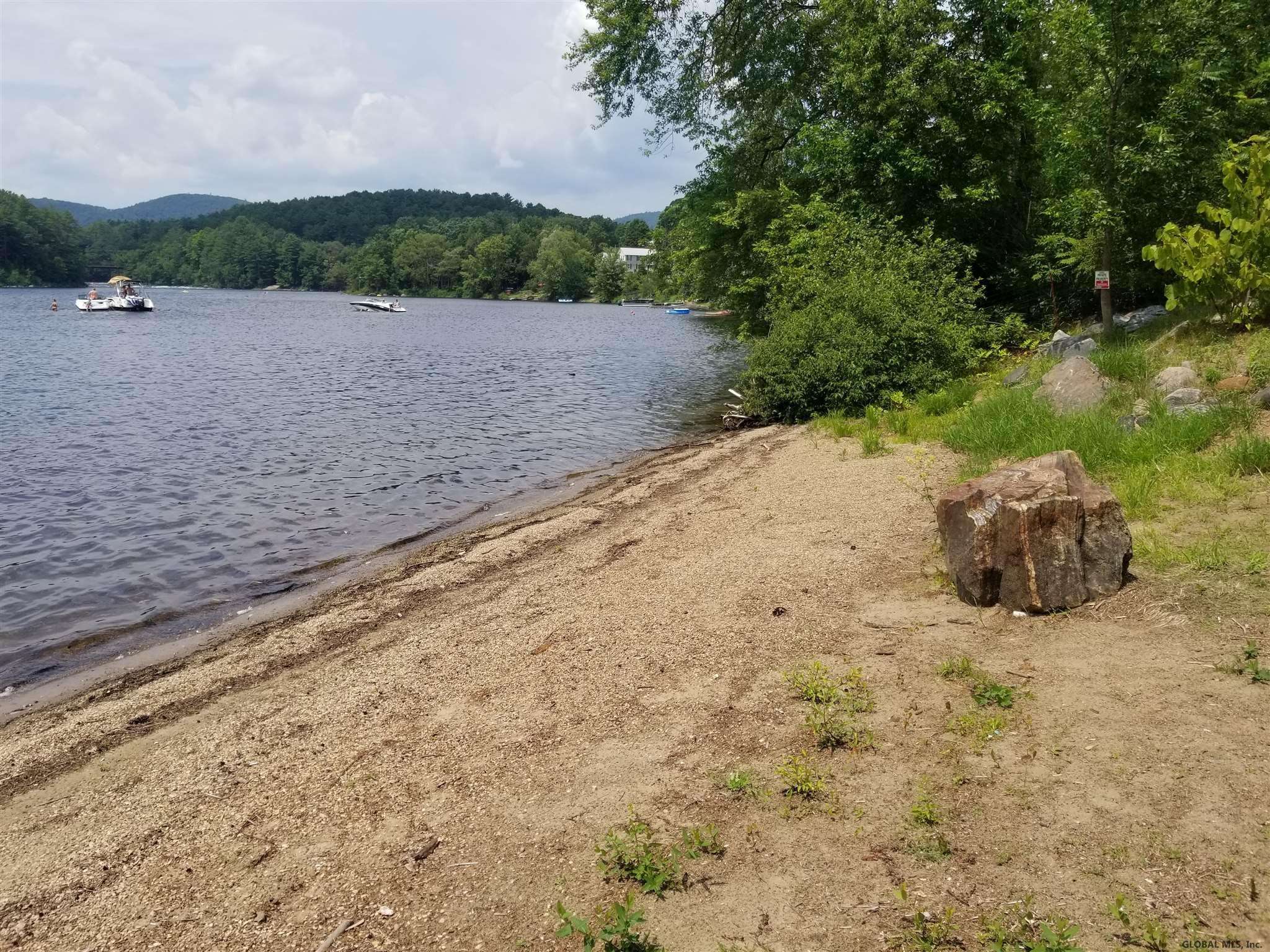 Lake Luzerne, NY 12846,22 BAY Road