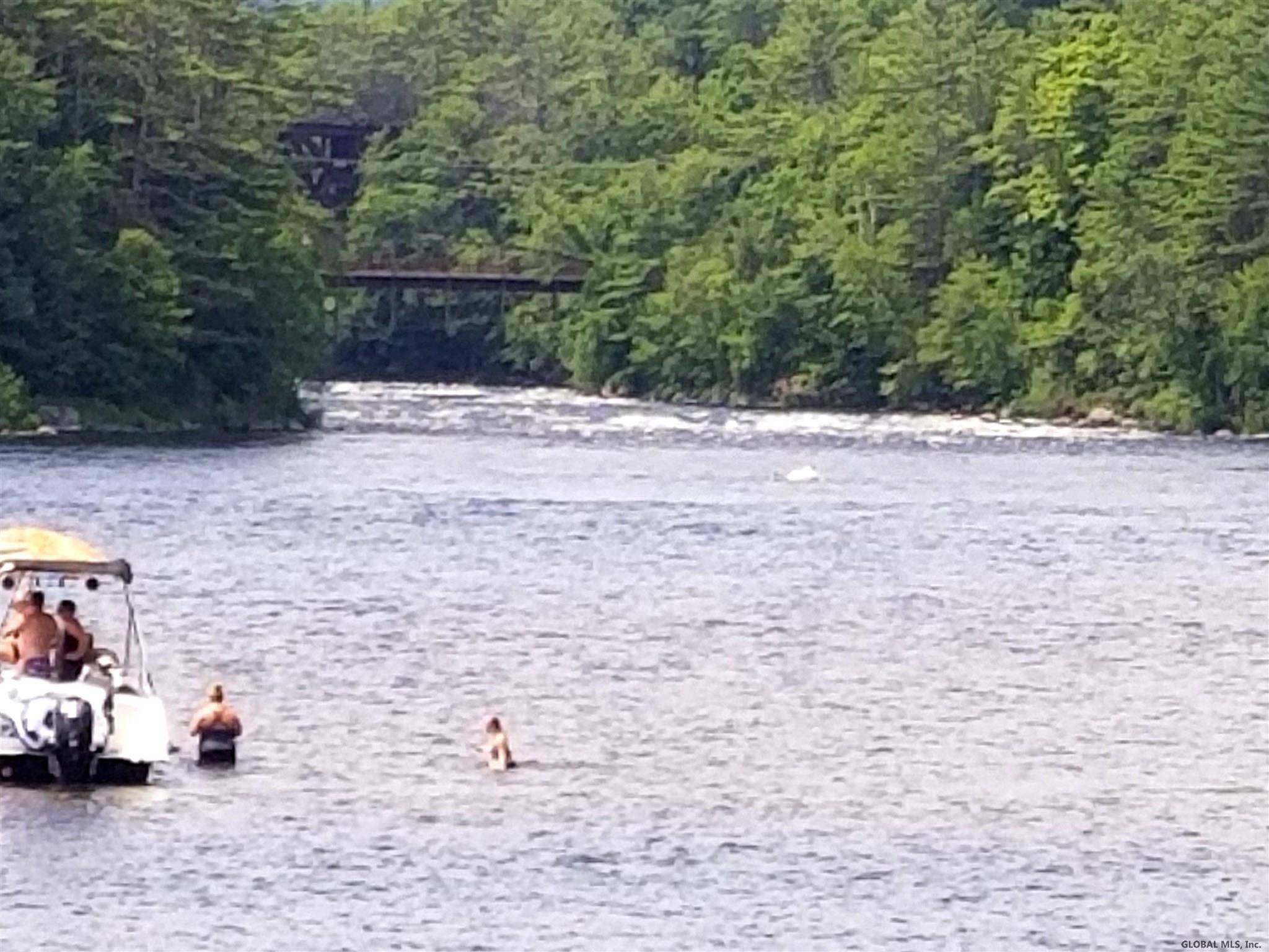Lake Luzerne, NY 12846,22 BAY Road