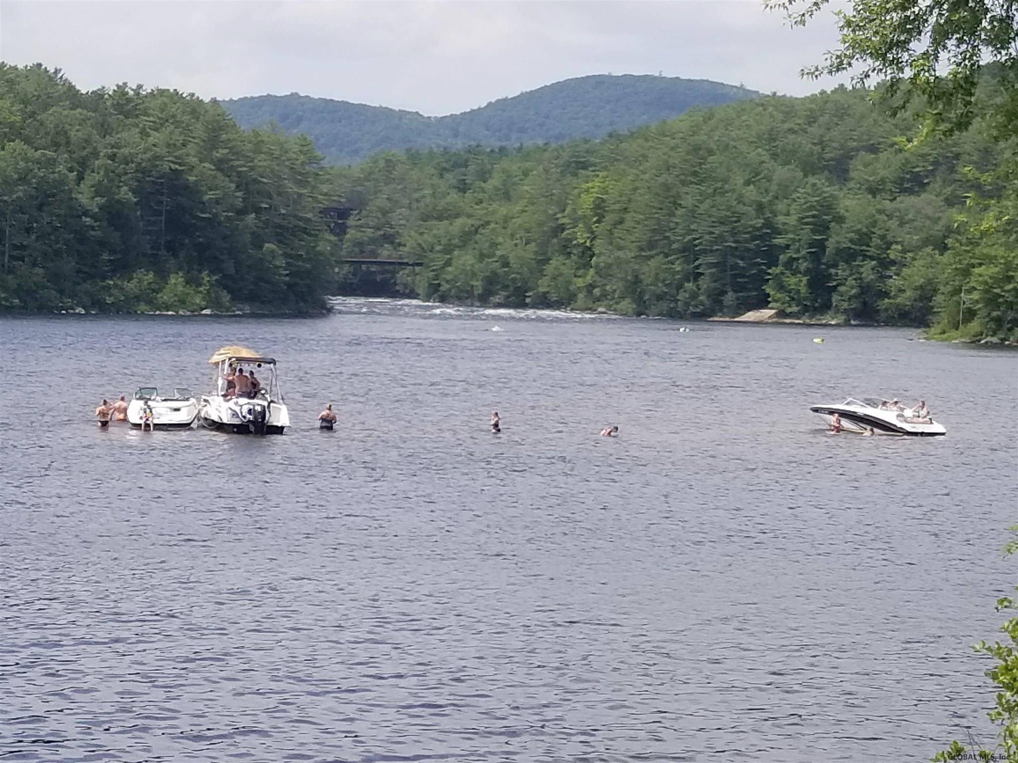 Lake Luzerne, NY 12846,22 BAY Road