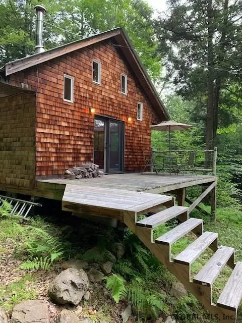 193 HENDRICKS Street, Bolton, NY 12814