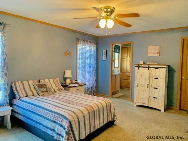 Fort Edward, NY 12828,413 TORI