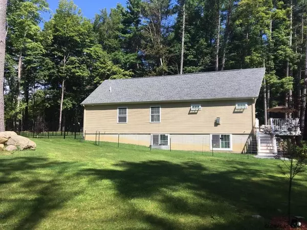 Wilton, NY 12831,817 SARATOGA Road