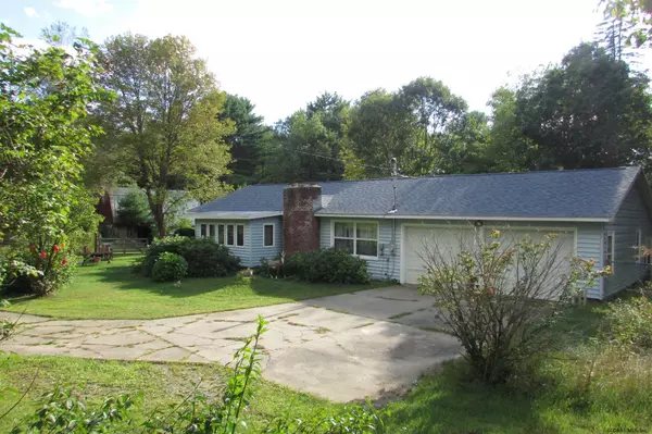 32 HACK Road, Corinth, NY 12822