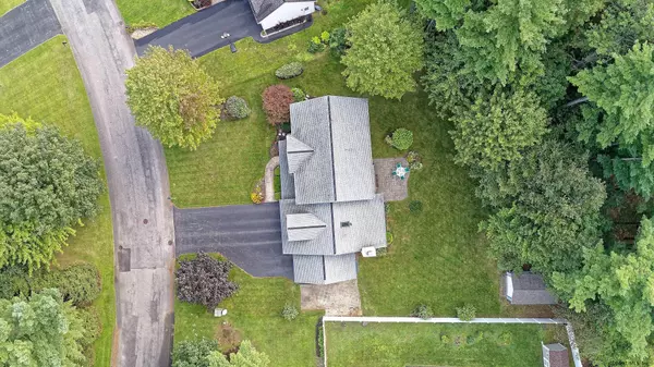 Guilderland, NY 12303,6004 BANEBERRY Drive