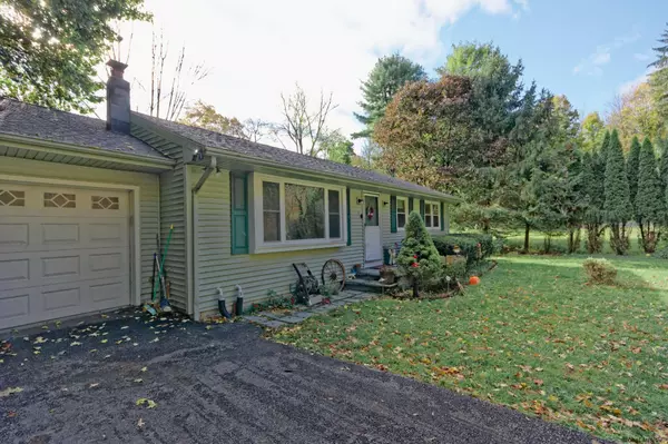 Coxsackie, NY 12042,571 RT 81