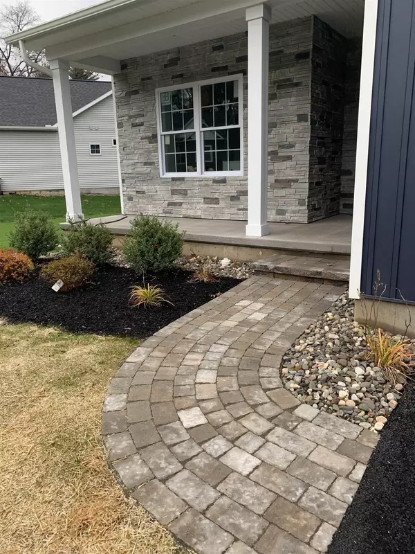 Malta, NY 12019,7 MAPLE FOREST Drive