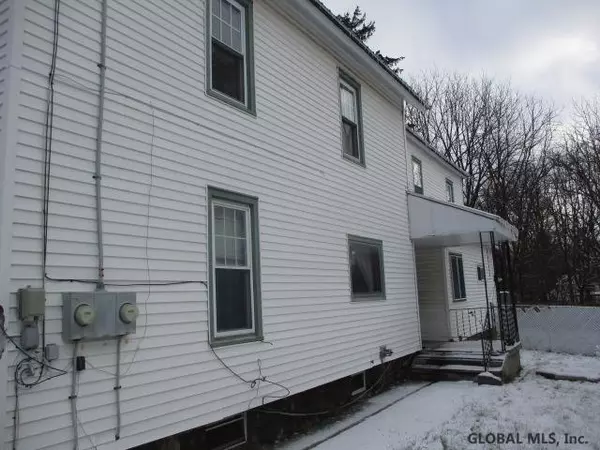 Gloversville, NY 12078,8 HELWIG Street