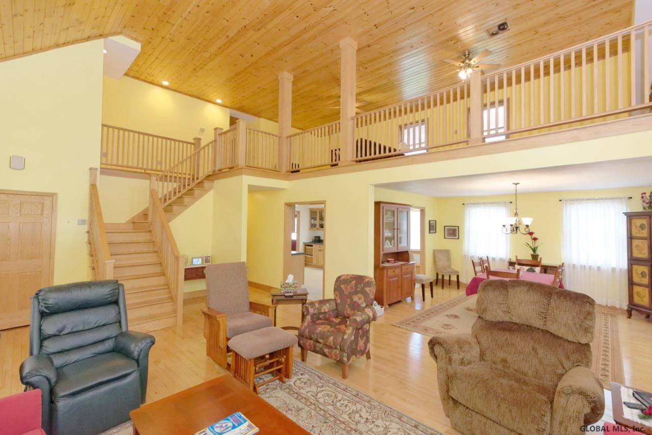 Duanesburg, NY 12053,636 DARBY HILL Road