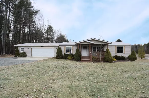 180 YATES Road, Mayfield, NY 12117