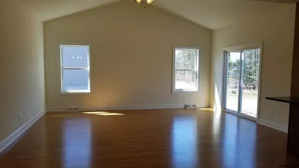 Milton, NY 12020,2 HUDSON Street