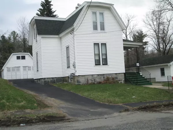 Gloversville, NY 12078,14 POOLE Avenue