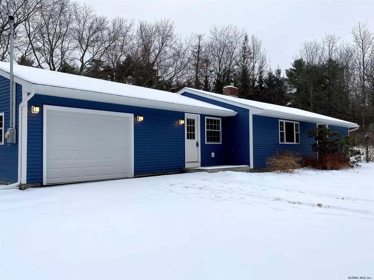Charlton, NY 12019,850 CHARLTON Road