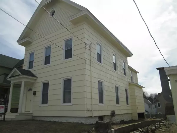 Gloversville, NY 12078,26 THIRD Avenue